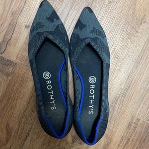 Rothy’s pointy toe flat. Black and grey camo print.
